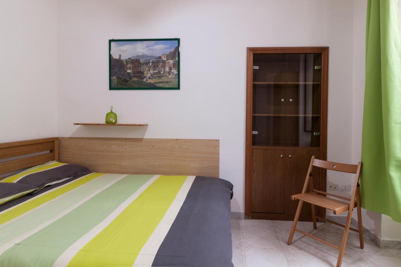 Bnb Etnuvio, Double Rooms In Napoli Esterno foto