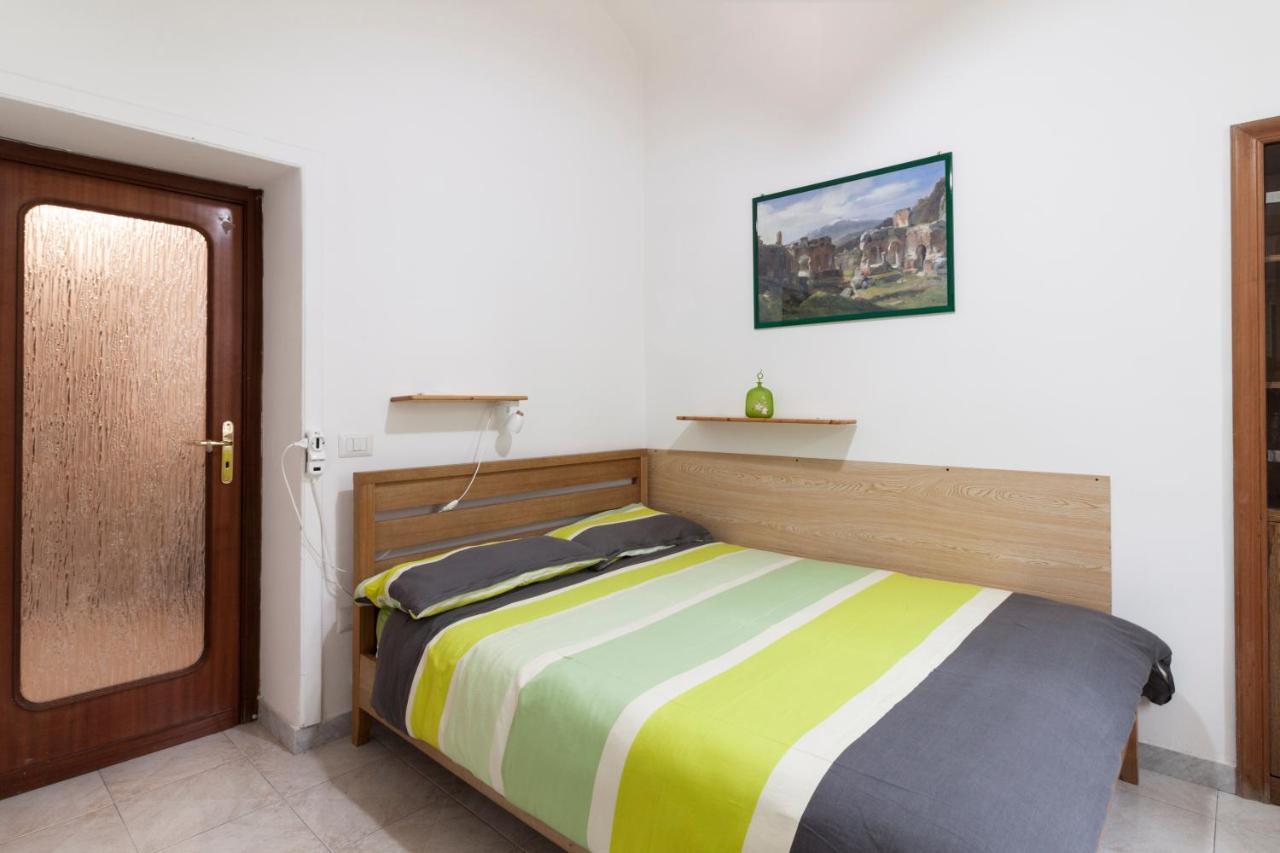 Bnb Etnuvio, Double Rooms In Napoli Esterno foto