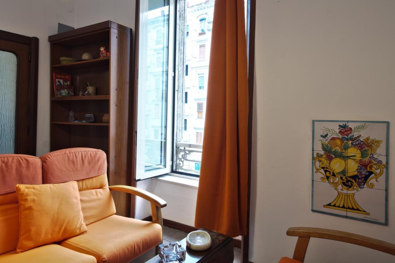 Bnb Etnuvio, Double Rooms In Napoli Esterno foto